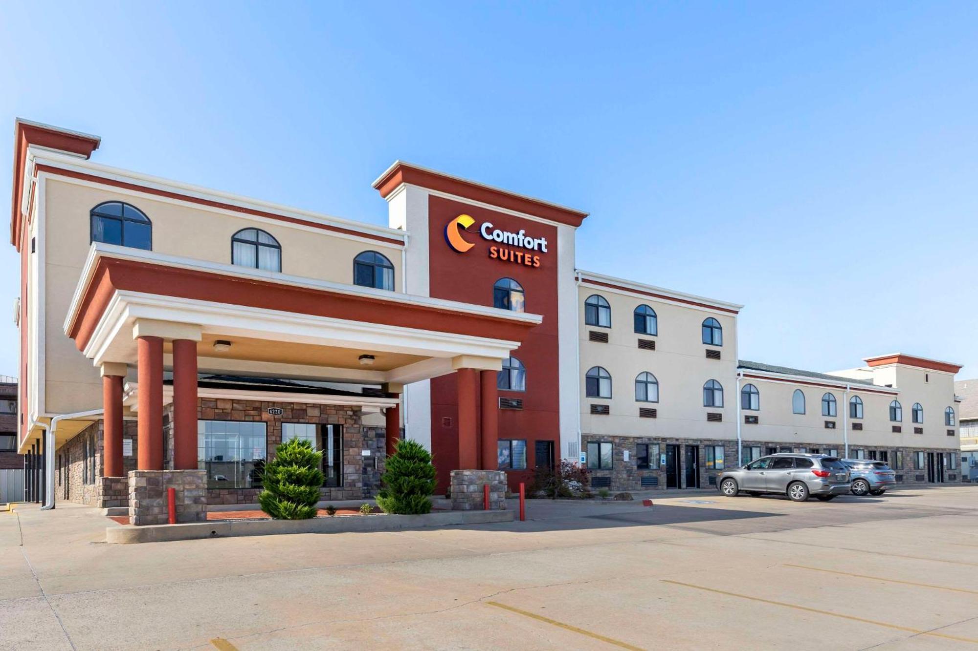 Comfort Suites Fairgrounds West Oklahoma City Exterior photo